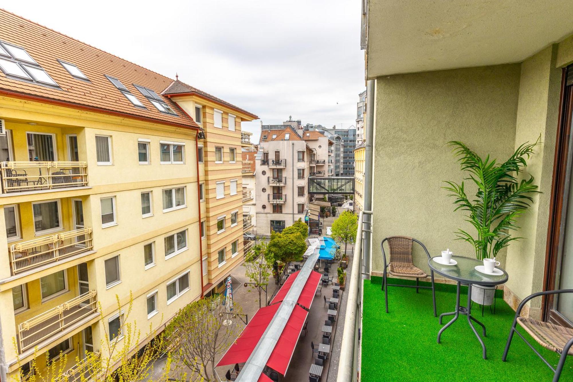 Kazinczy 52 B Apartment Будапеща Екстериор снимка